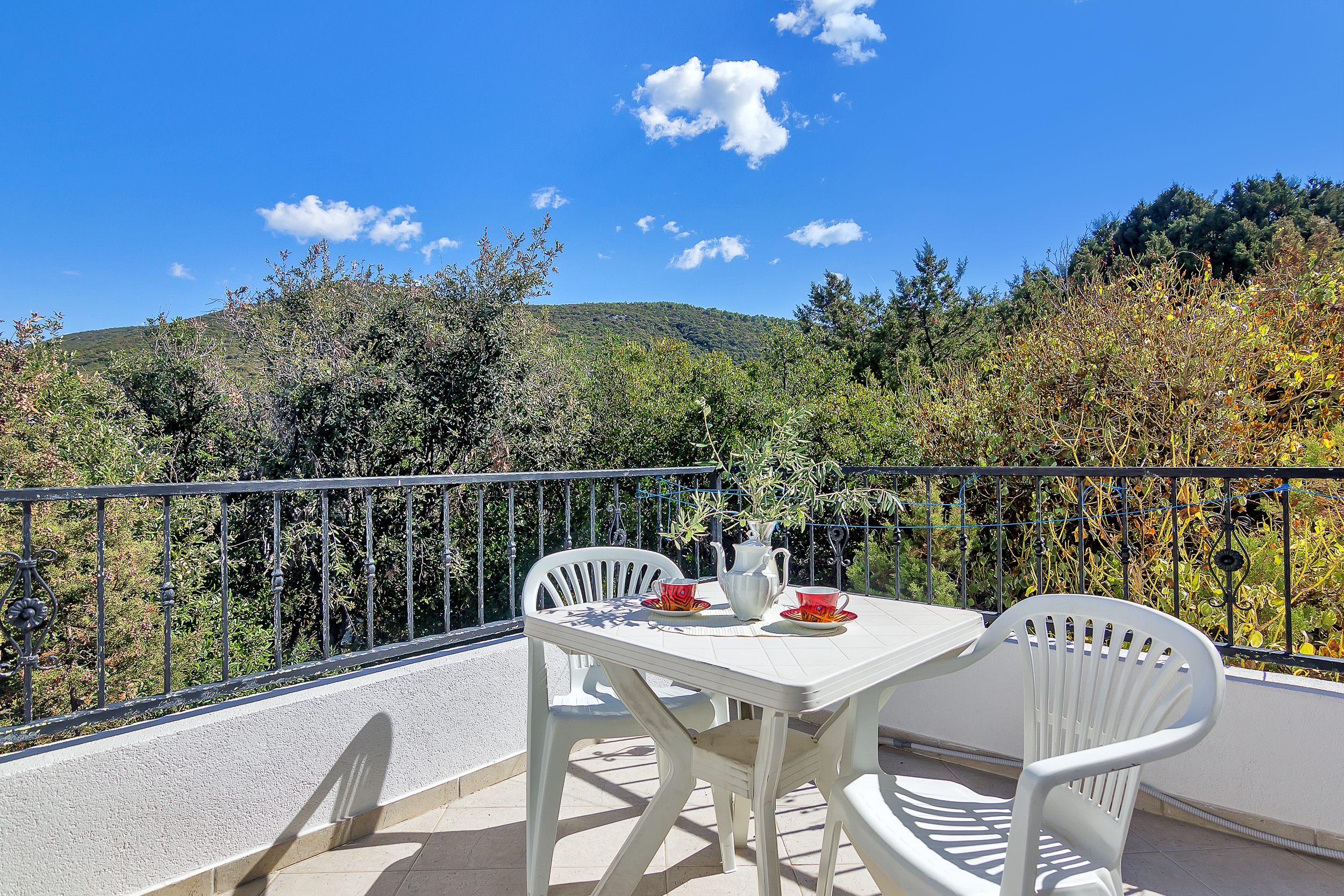 Two bedroom apartment near beach Cove Pokrivenik, Hvar  A-b