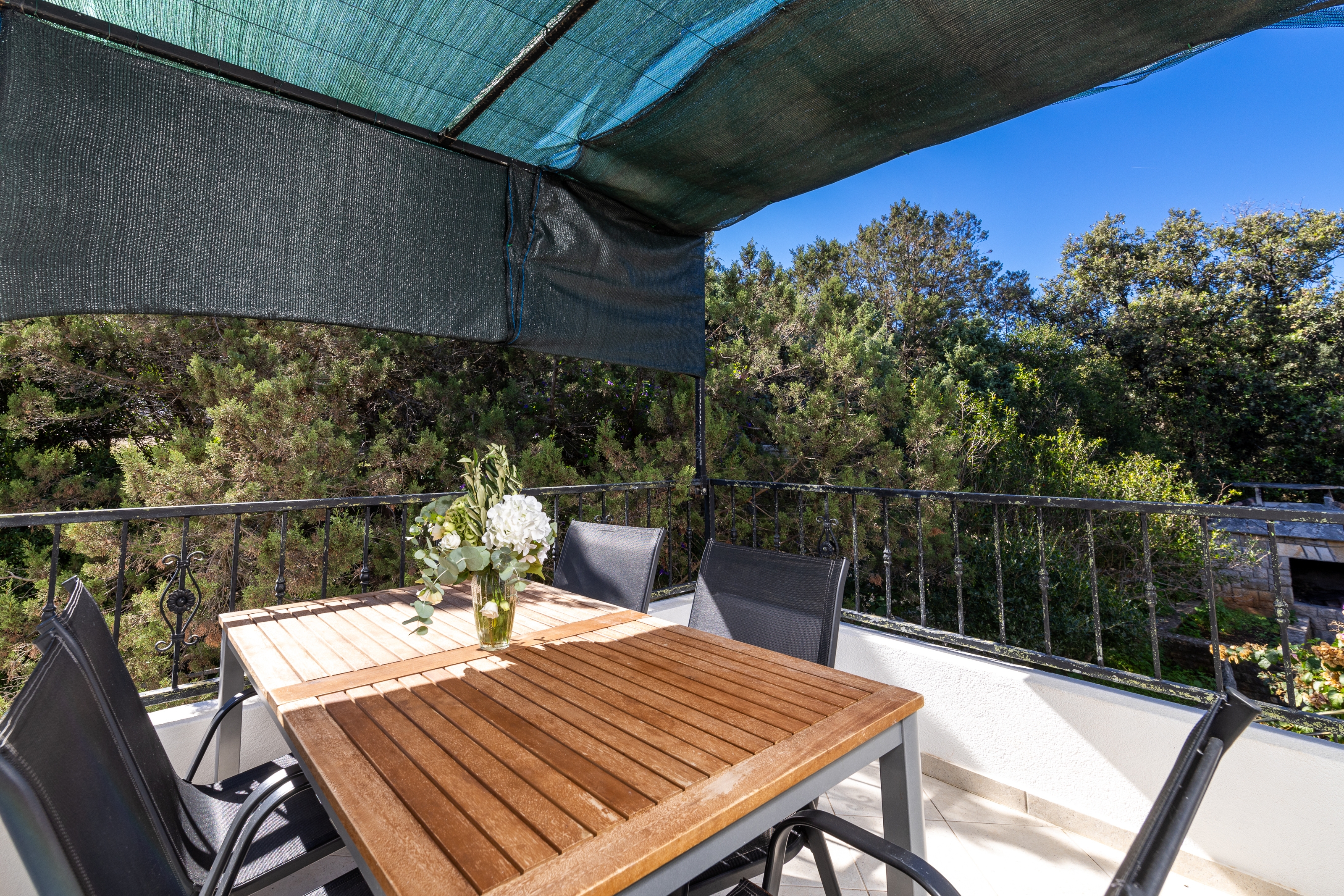 Two bedroom apartment near beach Cove Pokrivenik, Hvar  A-b