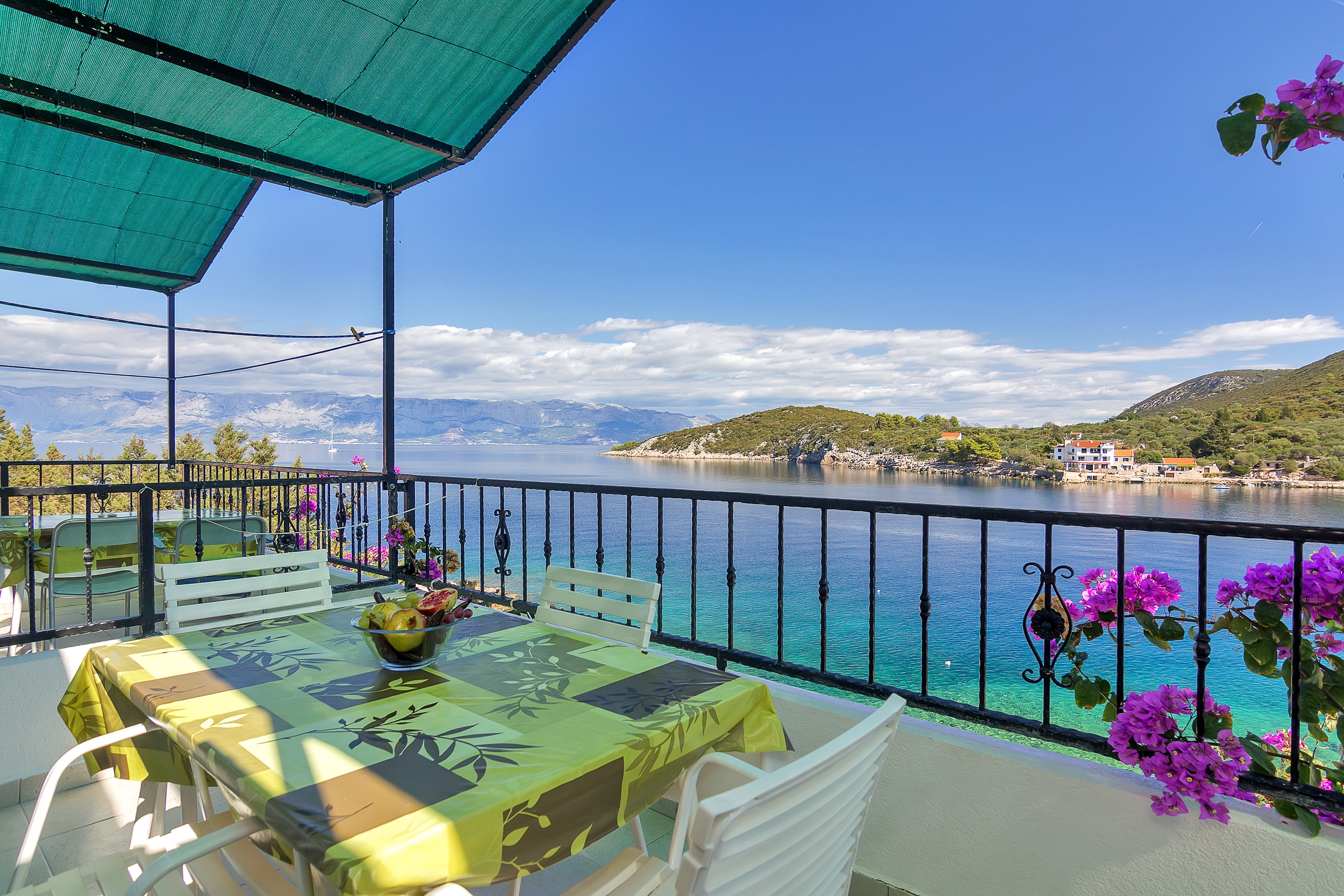 Studio flat near beach Cove Pokrivenik, Hvar  AS-b