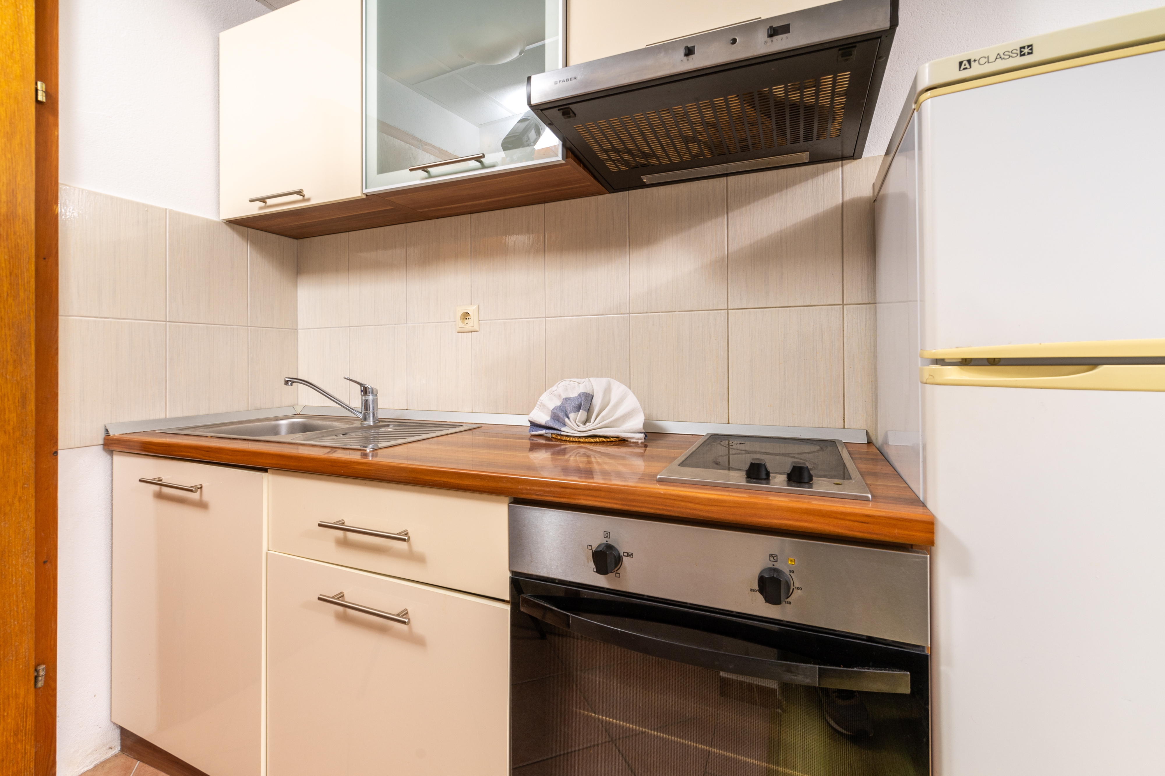 Top Hvar Pokrivenik Top Hvar Pokrivenik