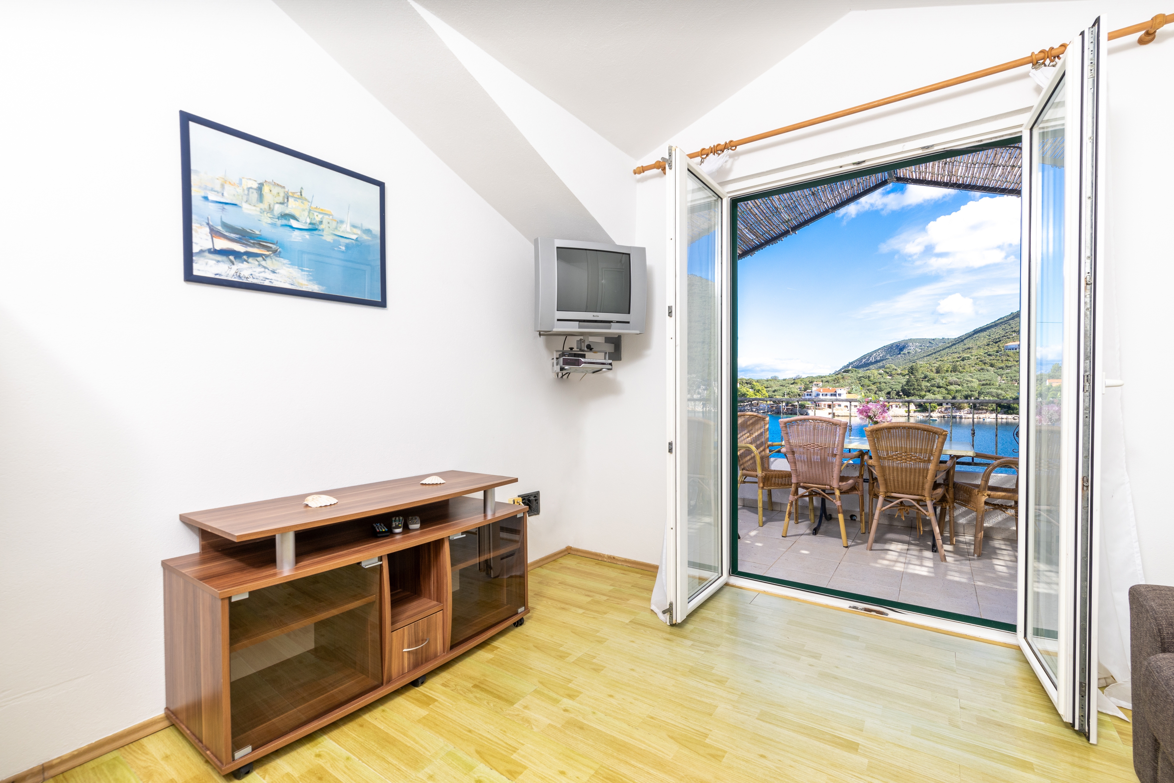 Top Hvar Pokrivenik Top Hvar Pokrivenik