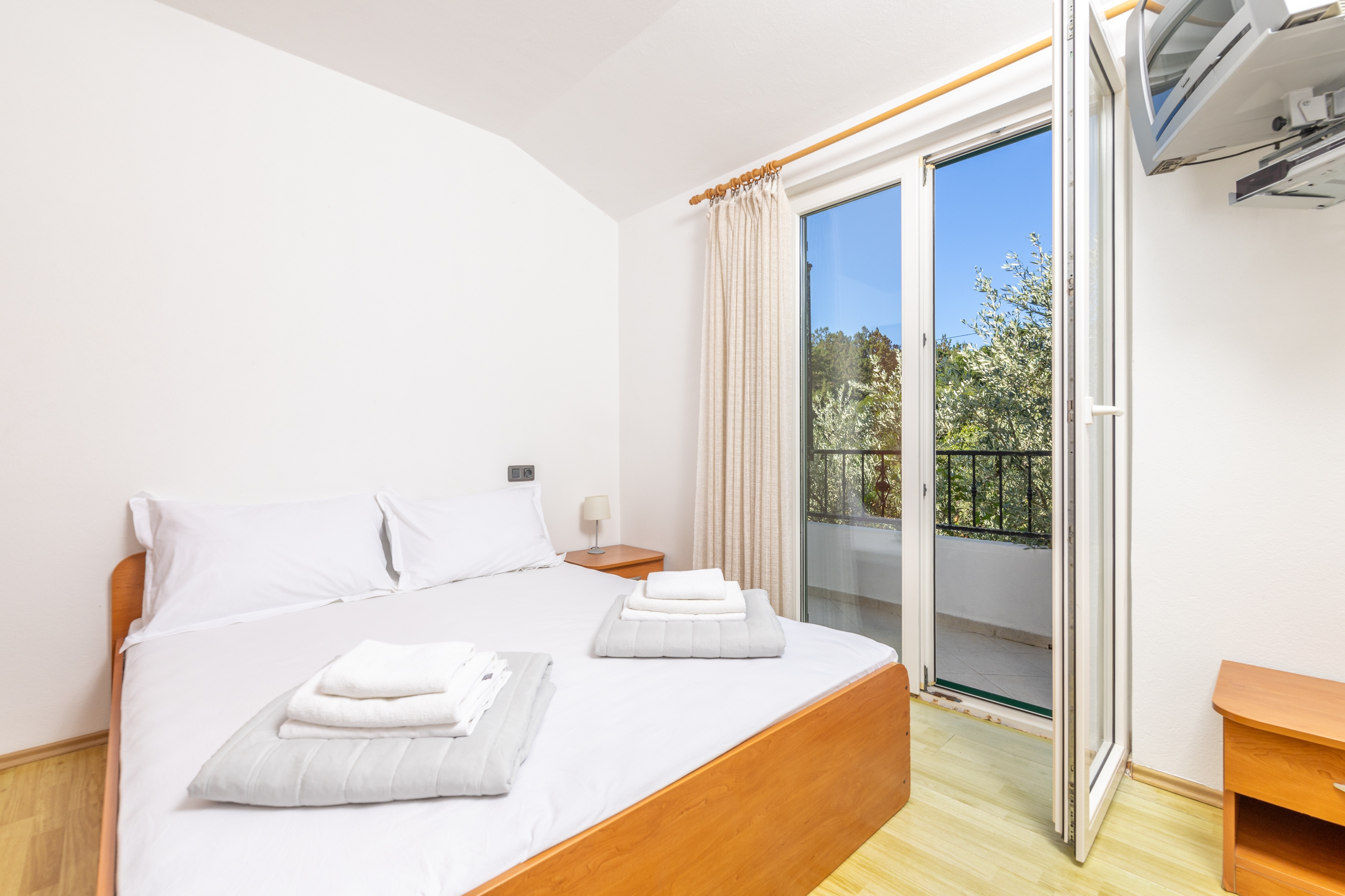 Top Hvar Pokrivenik Top Hvar Pokrivenik