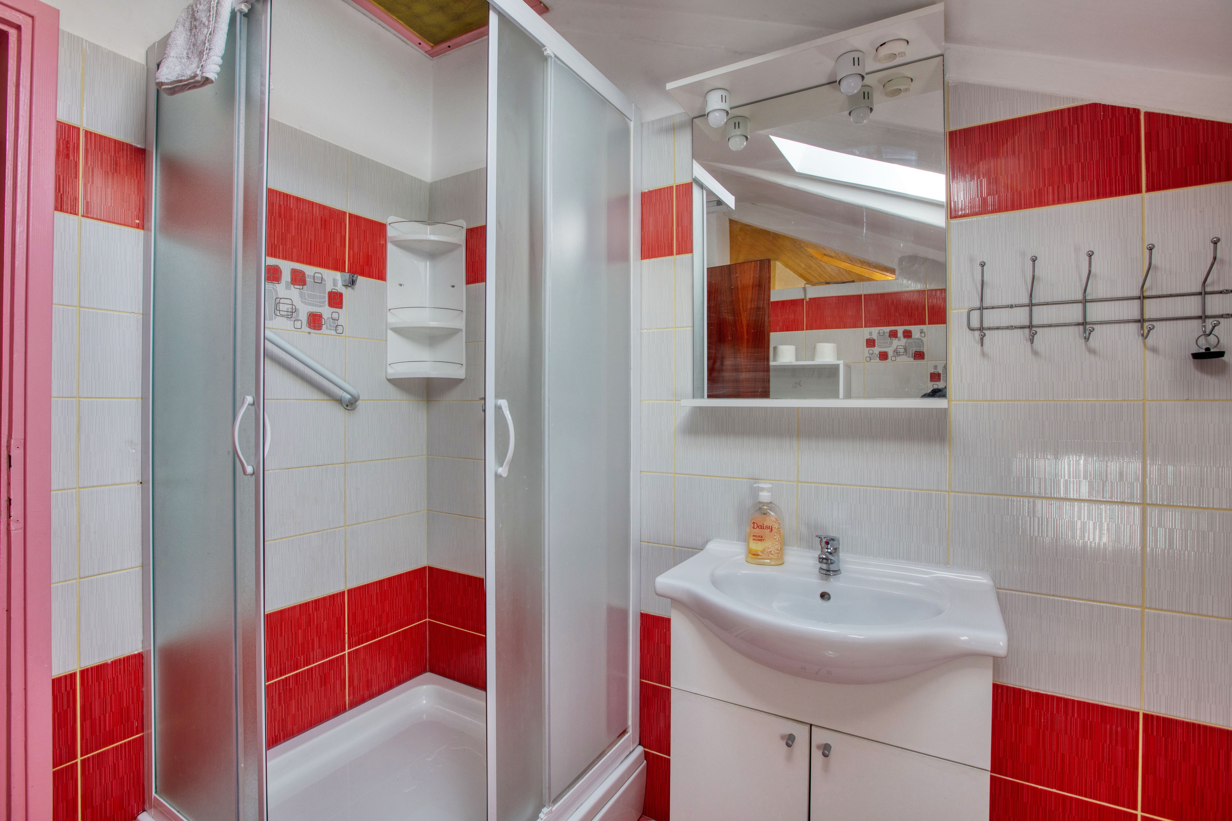 Two bedroom apartment with terrace and sea view Grebaštica, Šibenik  A-a