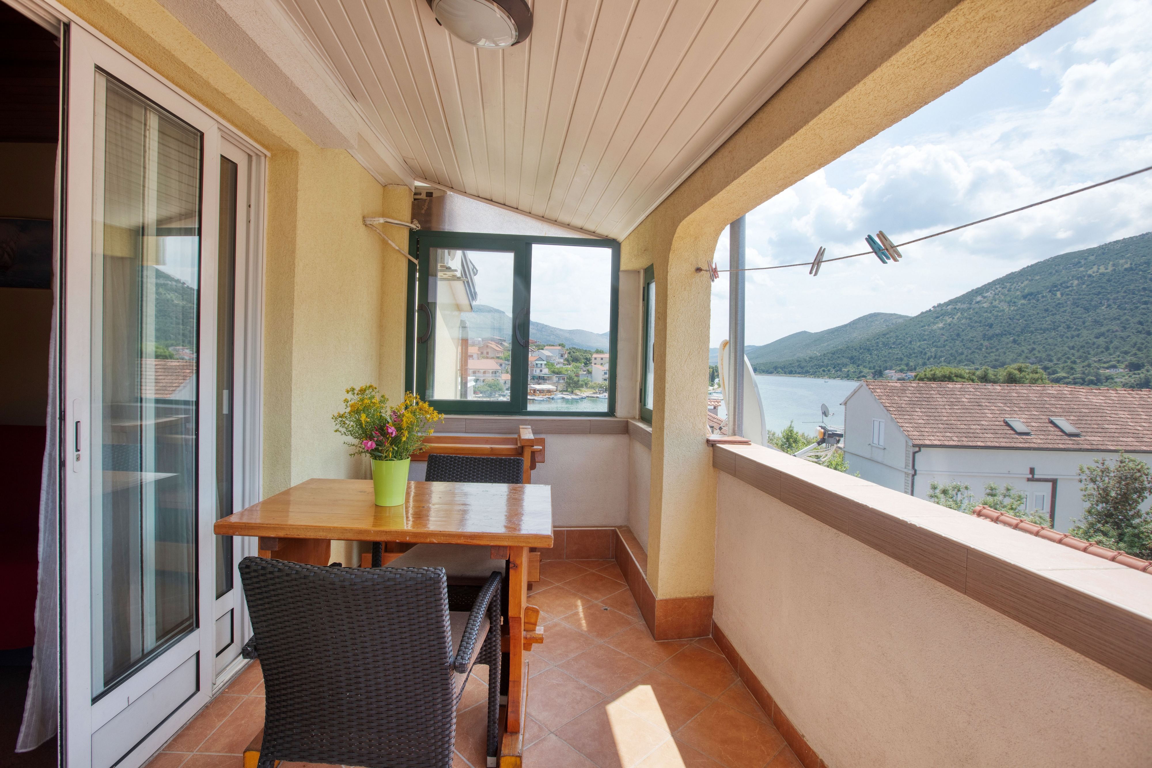 Two bedroom apartment with terrace and sea view Grebaštica, Šibenik  A-a