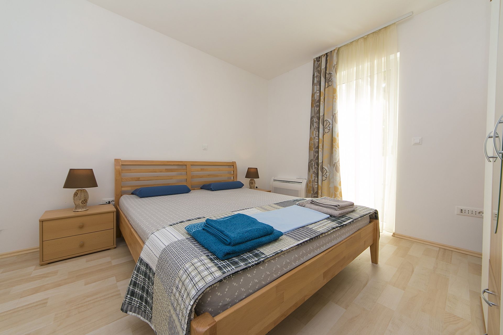 Two bedroom apartment with balcony and sea view Brela, Makarska  A-a