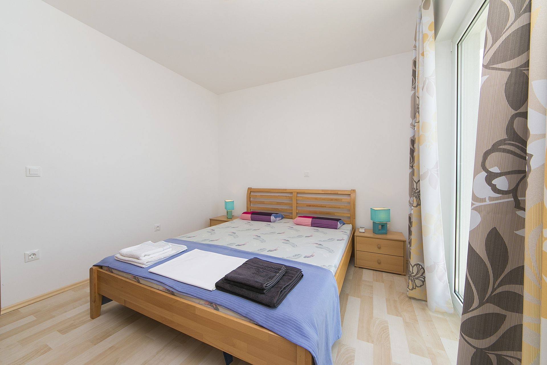Two bedroom apartment with balcony and sea view Brela, Makarska  A-a