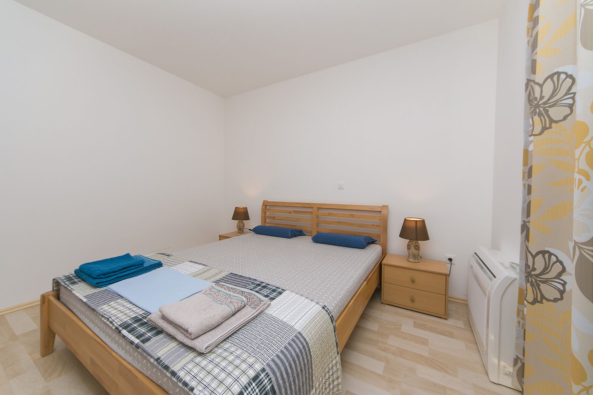 Two bedroom apartment with balcony and sea view Brela, Makarska  A-a