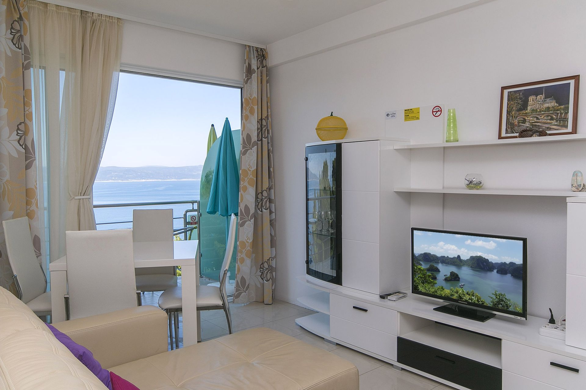 Two bedroom apartment with balcony and sea view Brela, Makarska  A-a