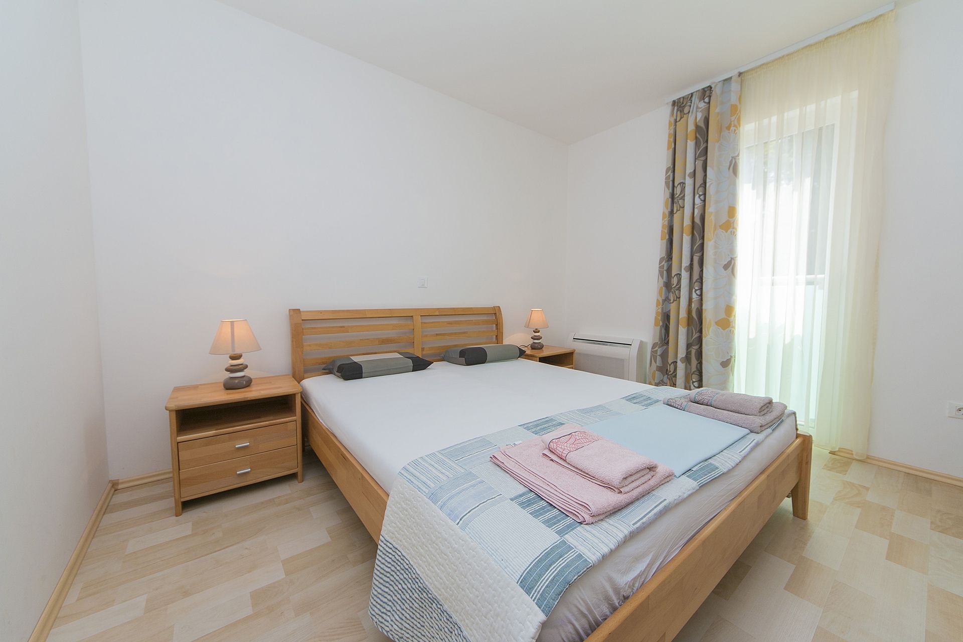 Two bedroom apartment with balcony and sea view Brela, Makarska  A-b