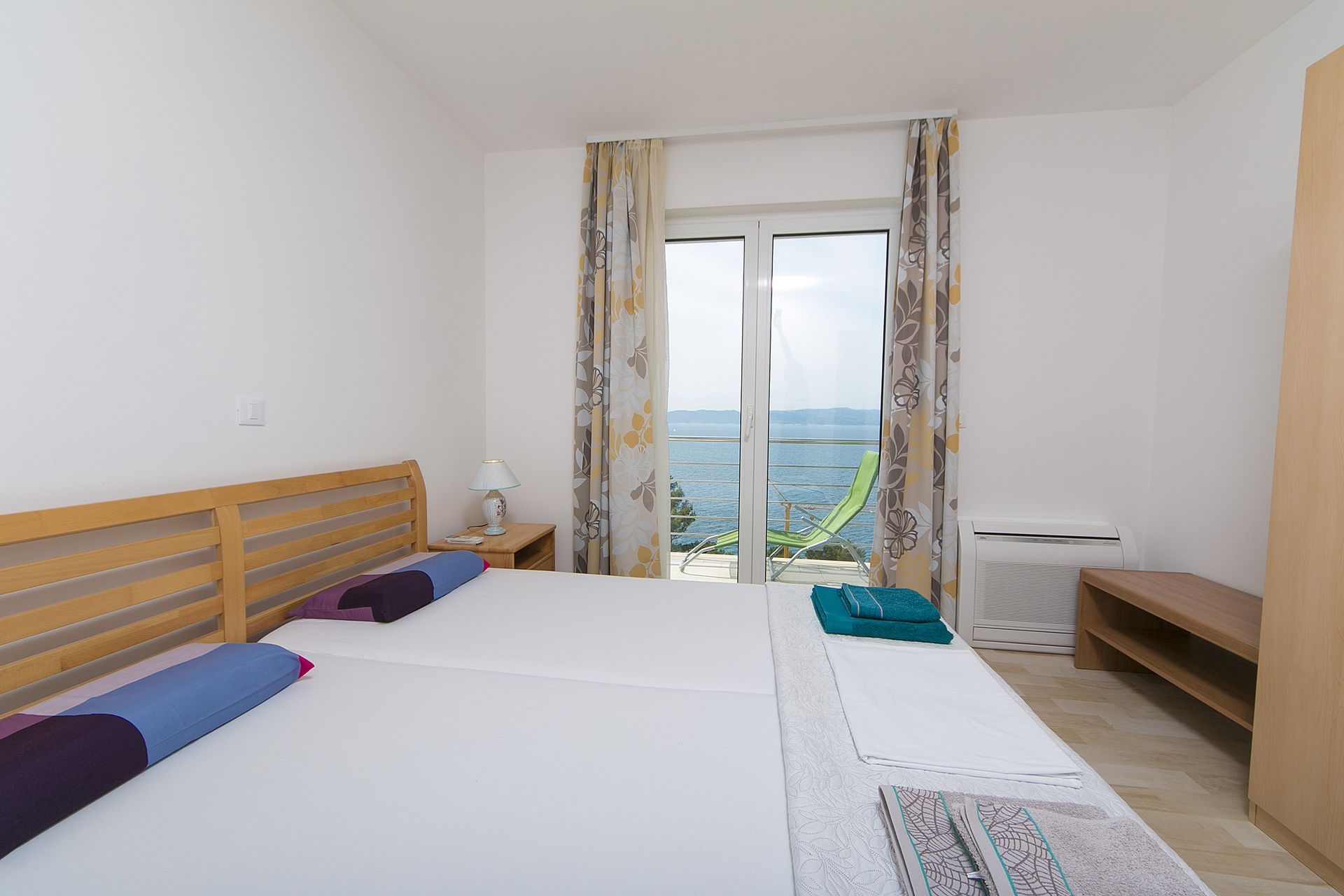 Two bedroom apartment with balcony and sea view Brela, Makarska  A-b