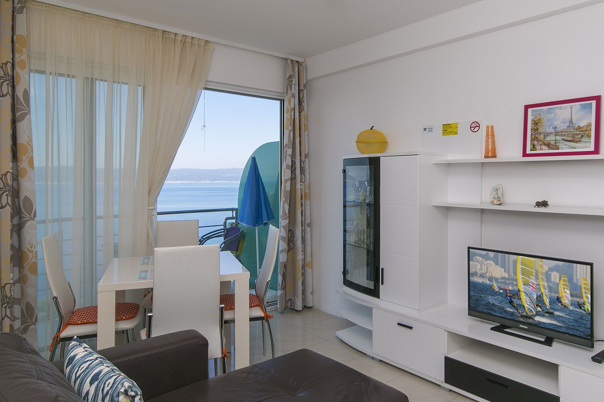 Two bedroom apartment with balcony and sea view Brela, Makarska  A-b