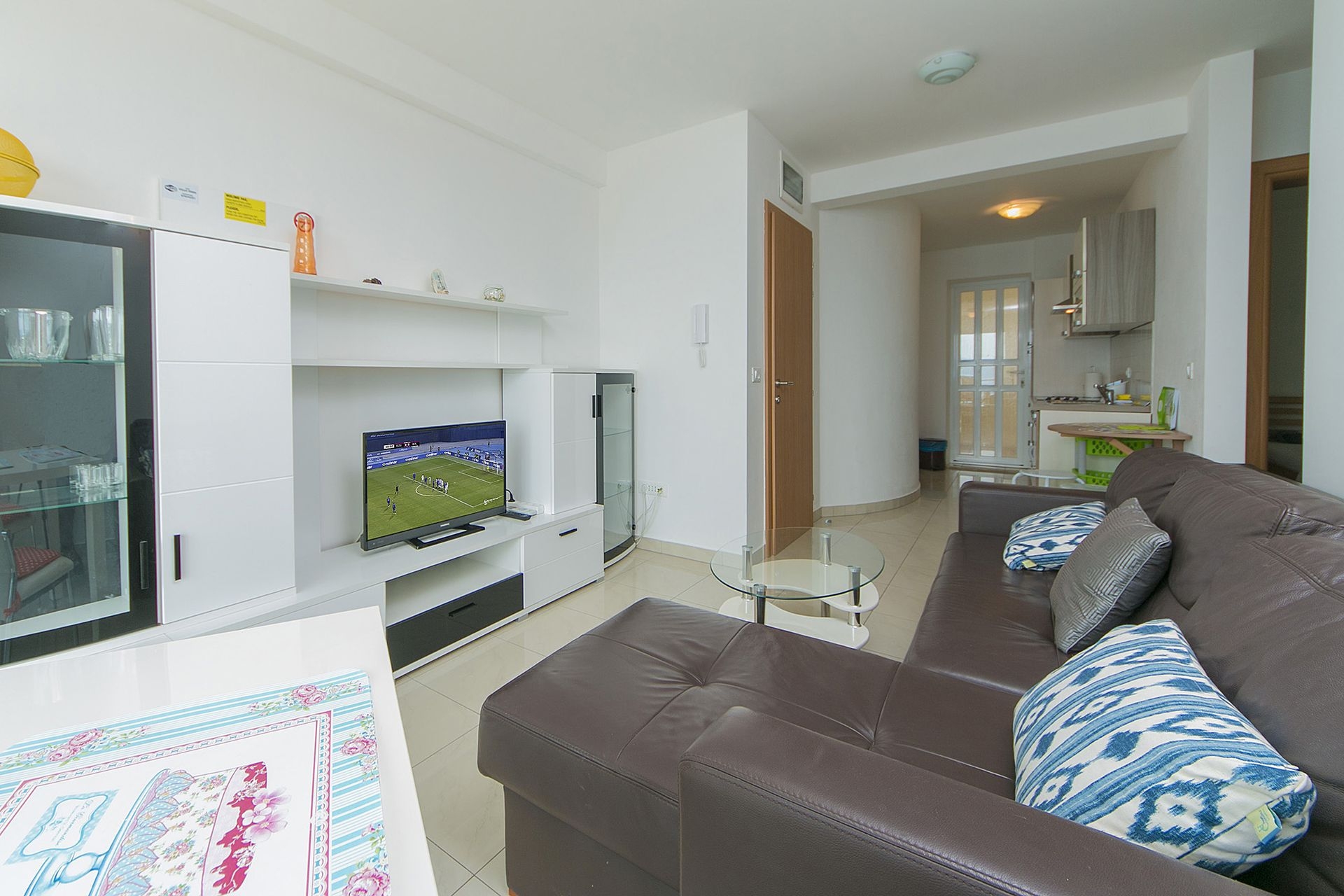 Two bedroom apartment with balcony and sea view Brela, Makarska  A-b