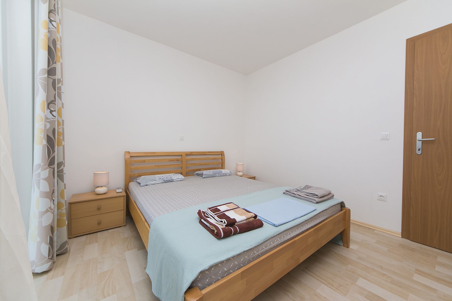 Two bedroom apartment with balcony and sea view Brela, Makarska  A-d