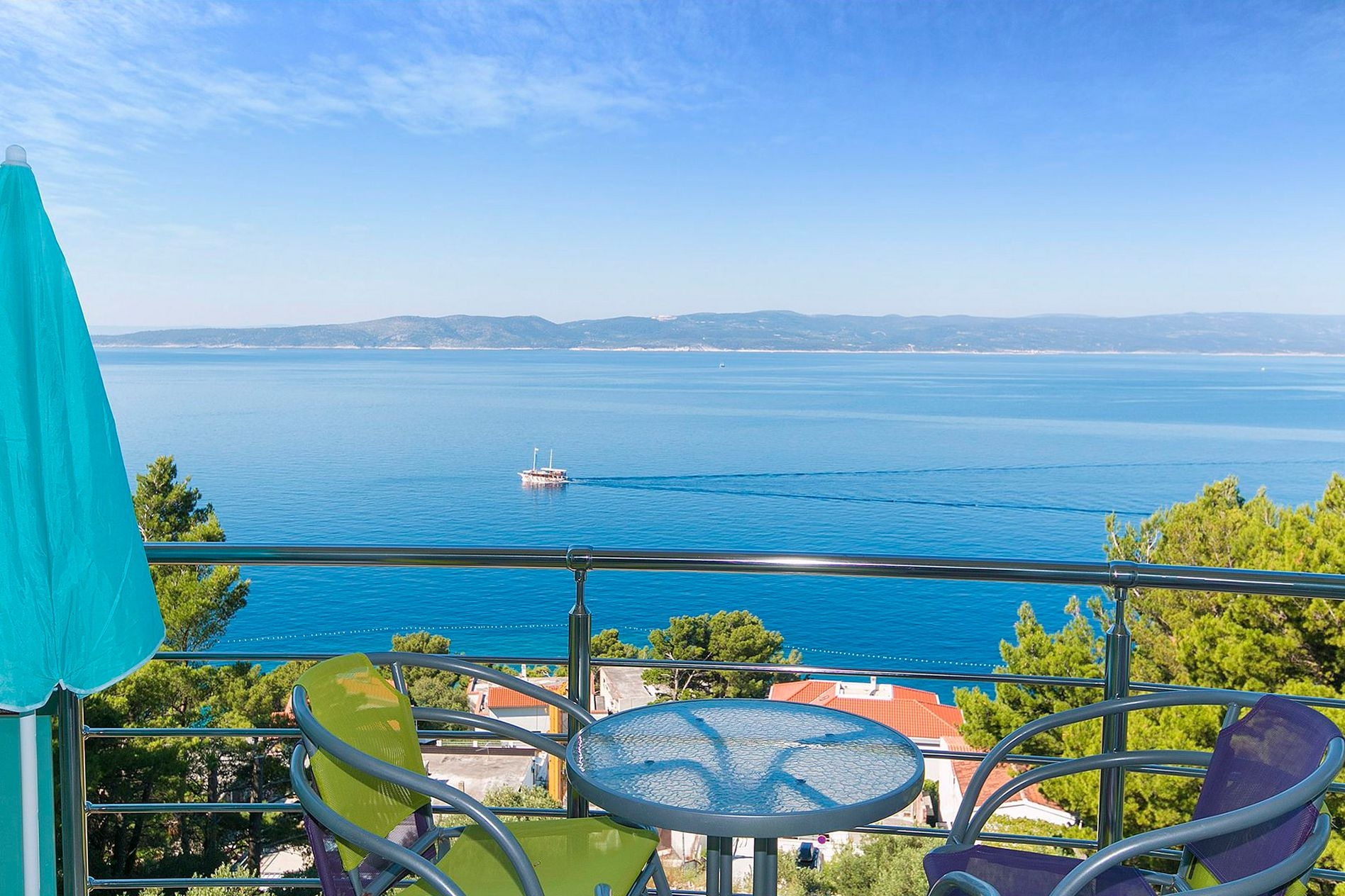 Two bedroom apartment with balcony and sea view Brela, Makarska  A-e