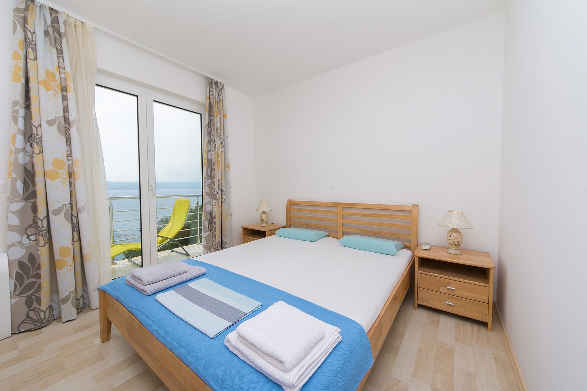 Two bedroom apartment with balcony and sea view Brela, Makarska  A-e