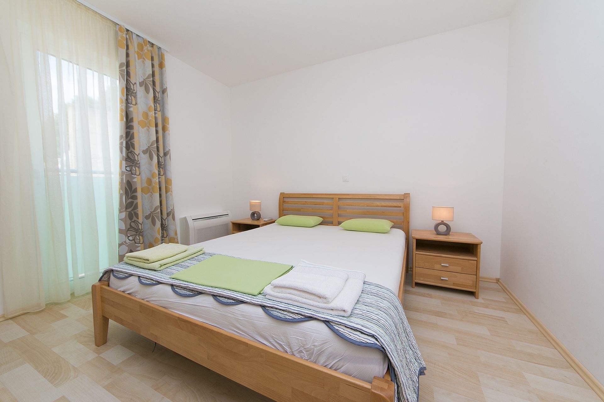 Two bedroom apartment with balcony and sea view Brela, Makarska  A-e