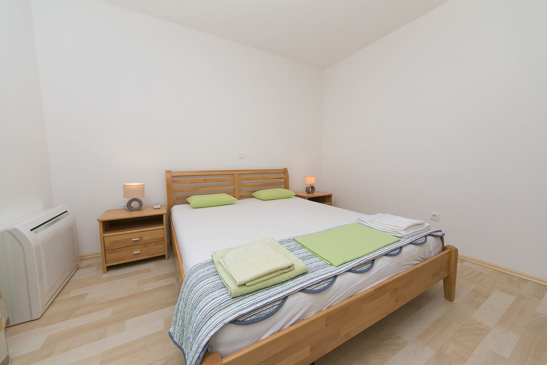 Two bedroom apartment with balcony and sea view Brela, Makarska  A-e