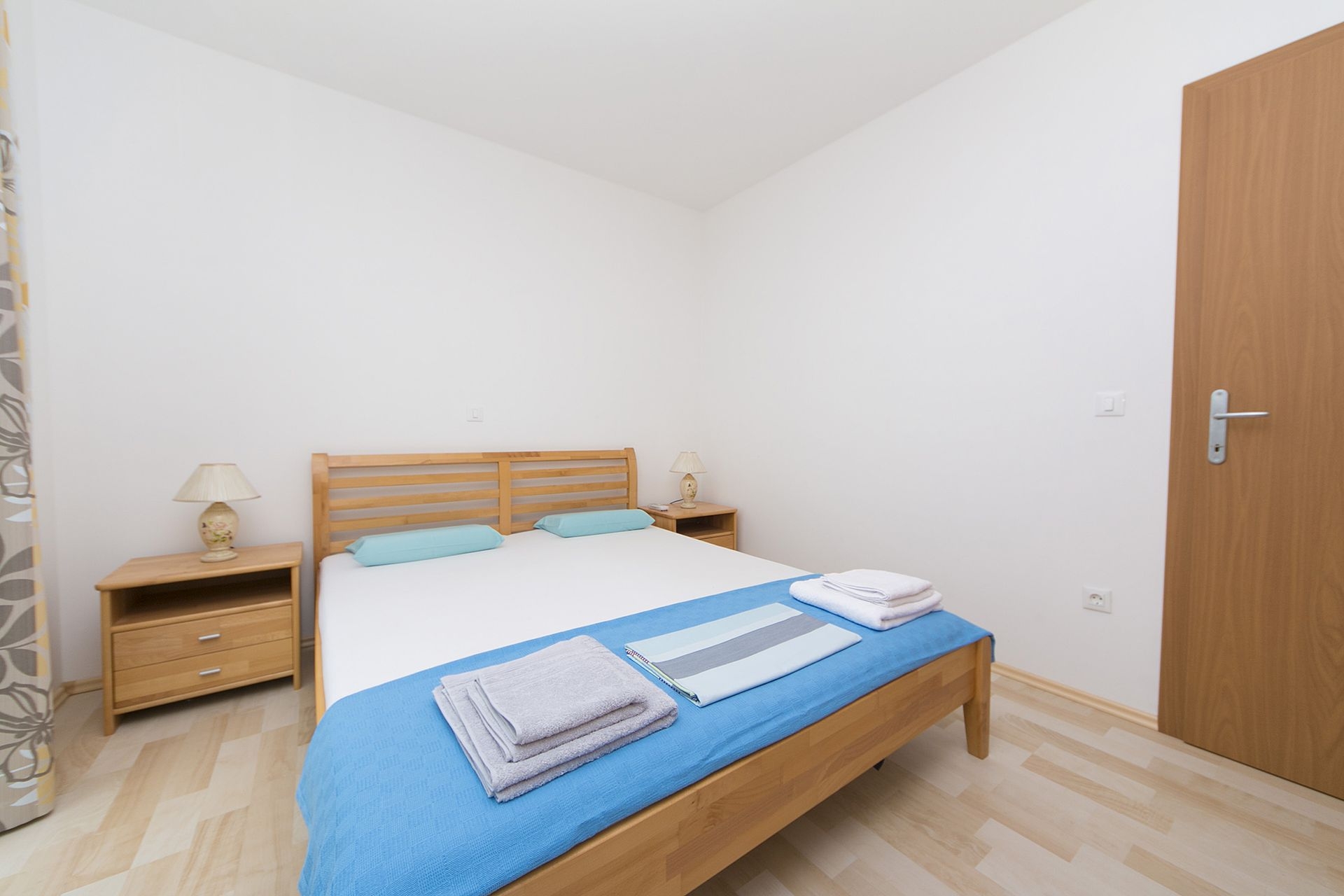 Two bedroom apartment with balcony and sea view Brela, Makarska  A-e