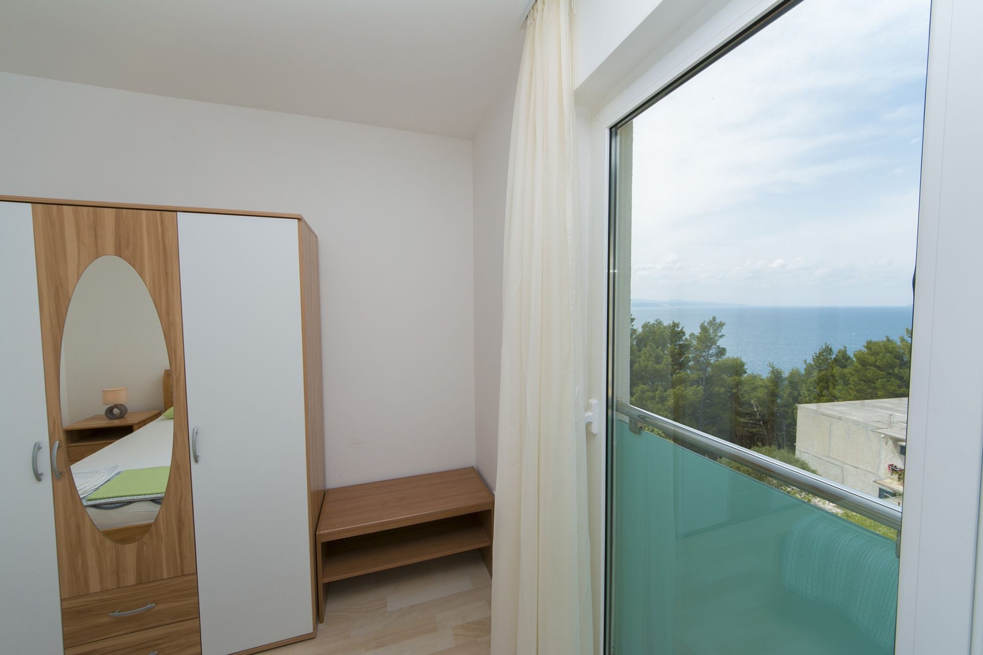 Two bedroom apartment with balcony and sea view Brela, Makarska  A-e