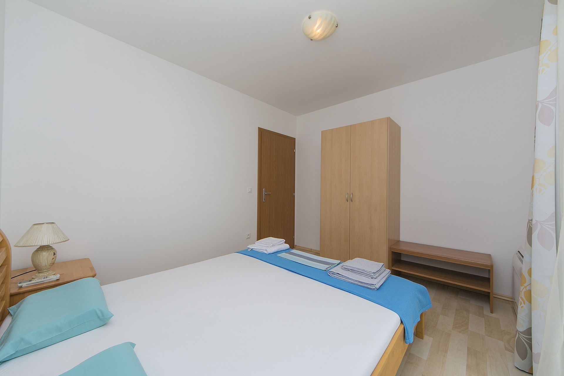 Two bedroom apartment with balcony and sea view Brela, Makarska  A-e
