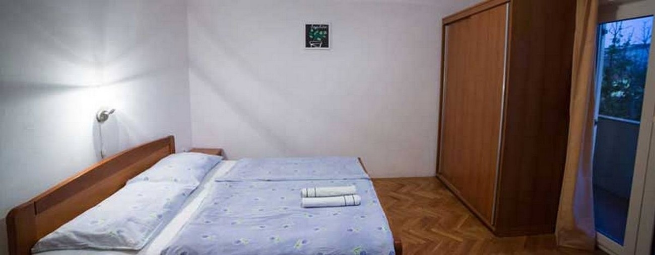 Three bedroom apartment with balcony Lopar, Rab  A-b