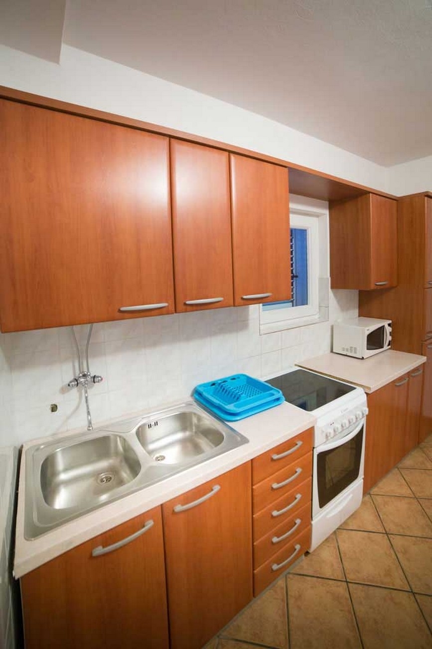 Three bedroom apartment with balcony Lopar, Rab  A-b
