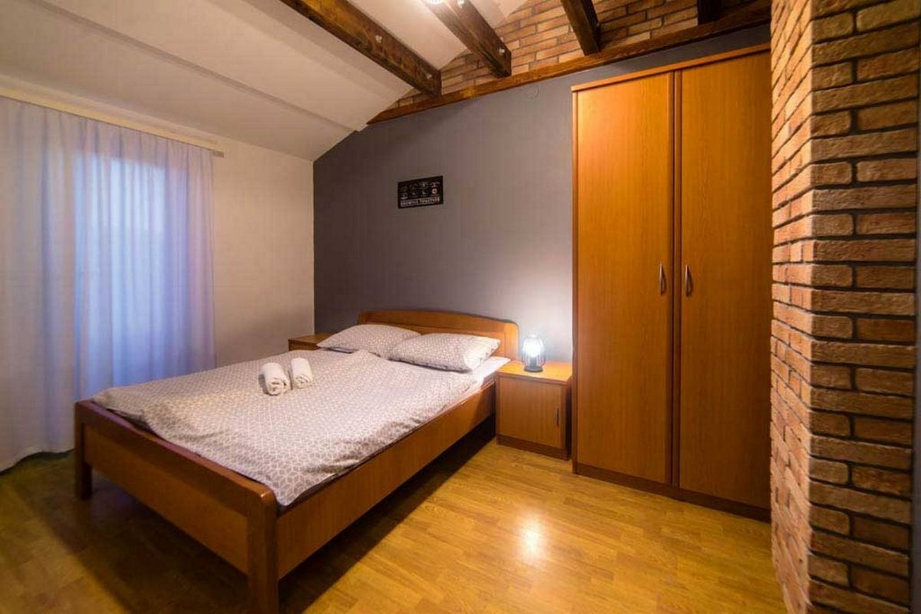 One bedroom apartment with terrace Lopar, Rab  A-d