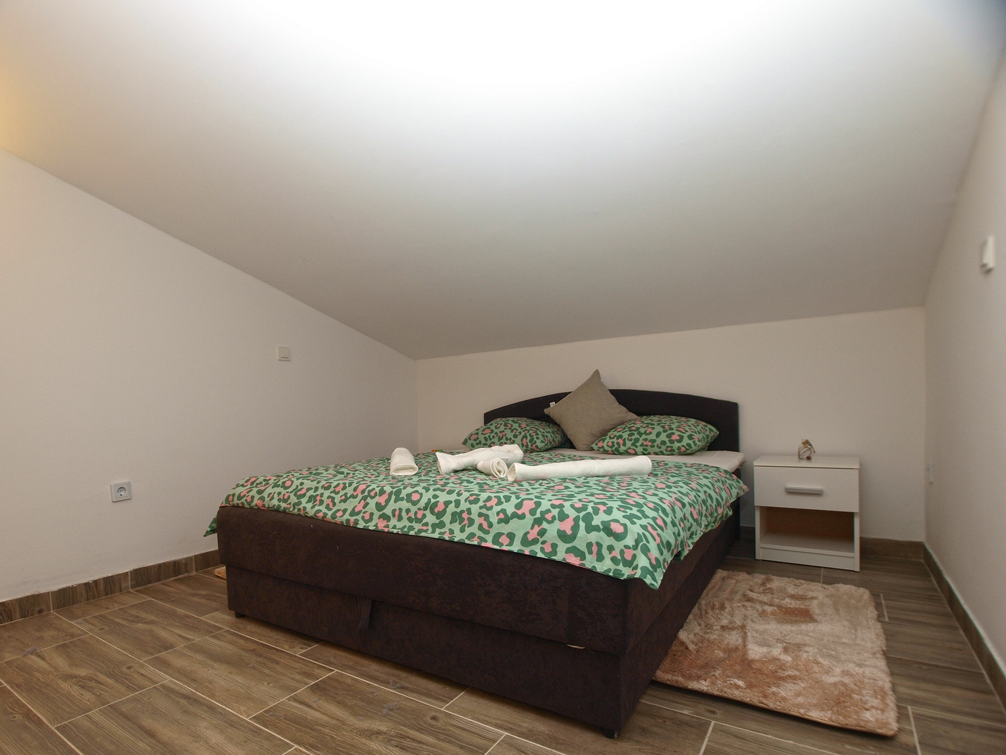Comfortable and spacious house with terrace Peroj, Fažana  K