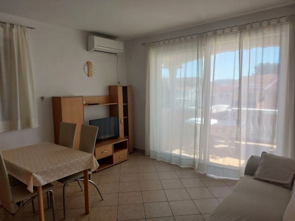 Two bedroom apartment with terrace Biograd na Moru, Biograd (A-20756-b)