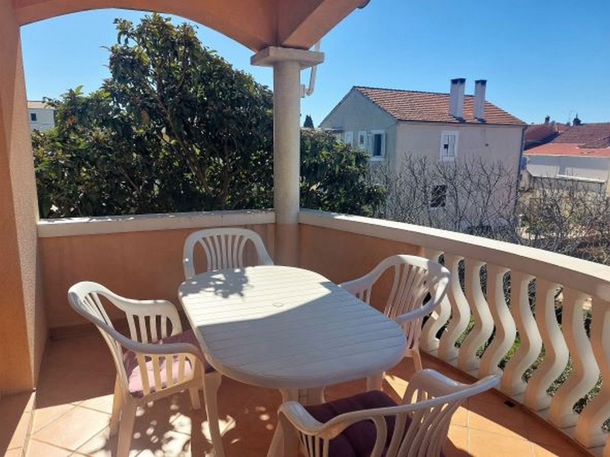 Two bedroom apartment with terrace Biograd na Moru, Biograd  A-b