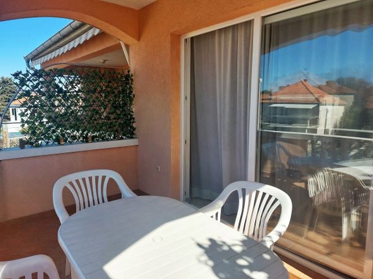 Two bedroom apartment with terrace Biograd na Moru, Biograd  A-b