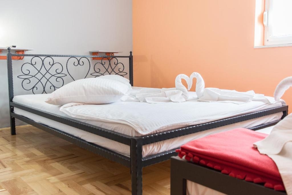 Room with air-conditioning Staro Petrovo Selo (Slavonija) (S-20757-m) Room with air-conditioning Staro Petrovo Selo (Slavonija) (S-20757-m)