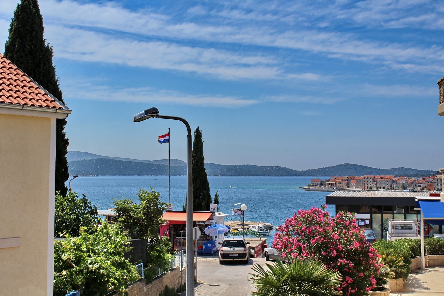 Two bedroom apartment with terrace and sea view Brodarica, Šibenik  A-a