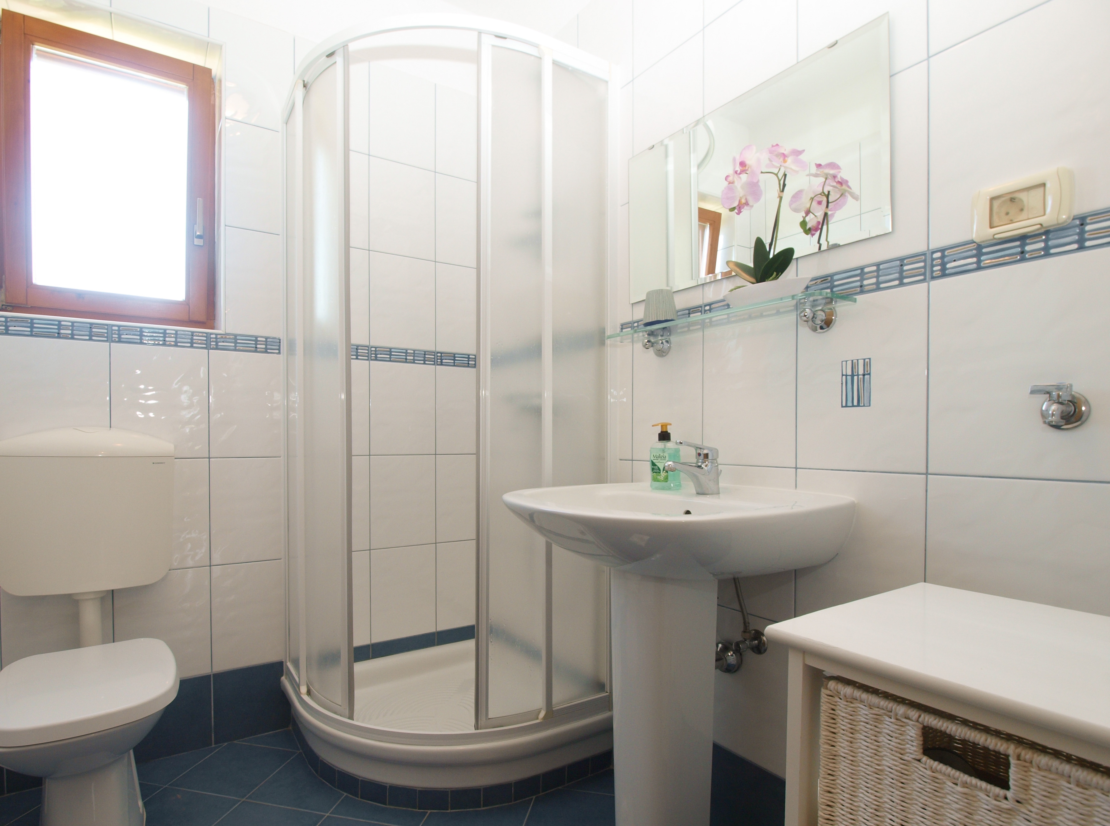 Four bedroom house with terrace Valbandon, Fažana  K