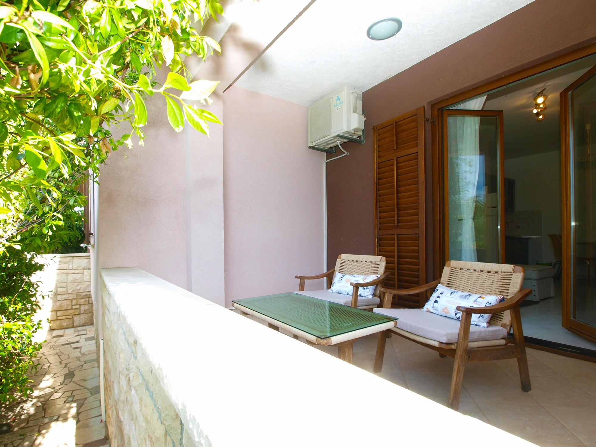 Four bedroom house with terrace Valbandon, Fažana  K