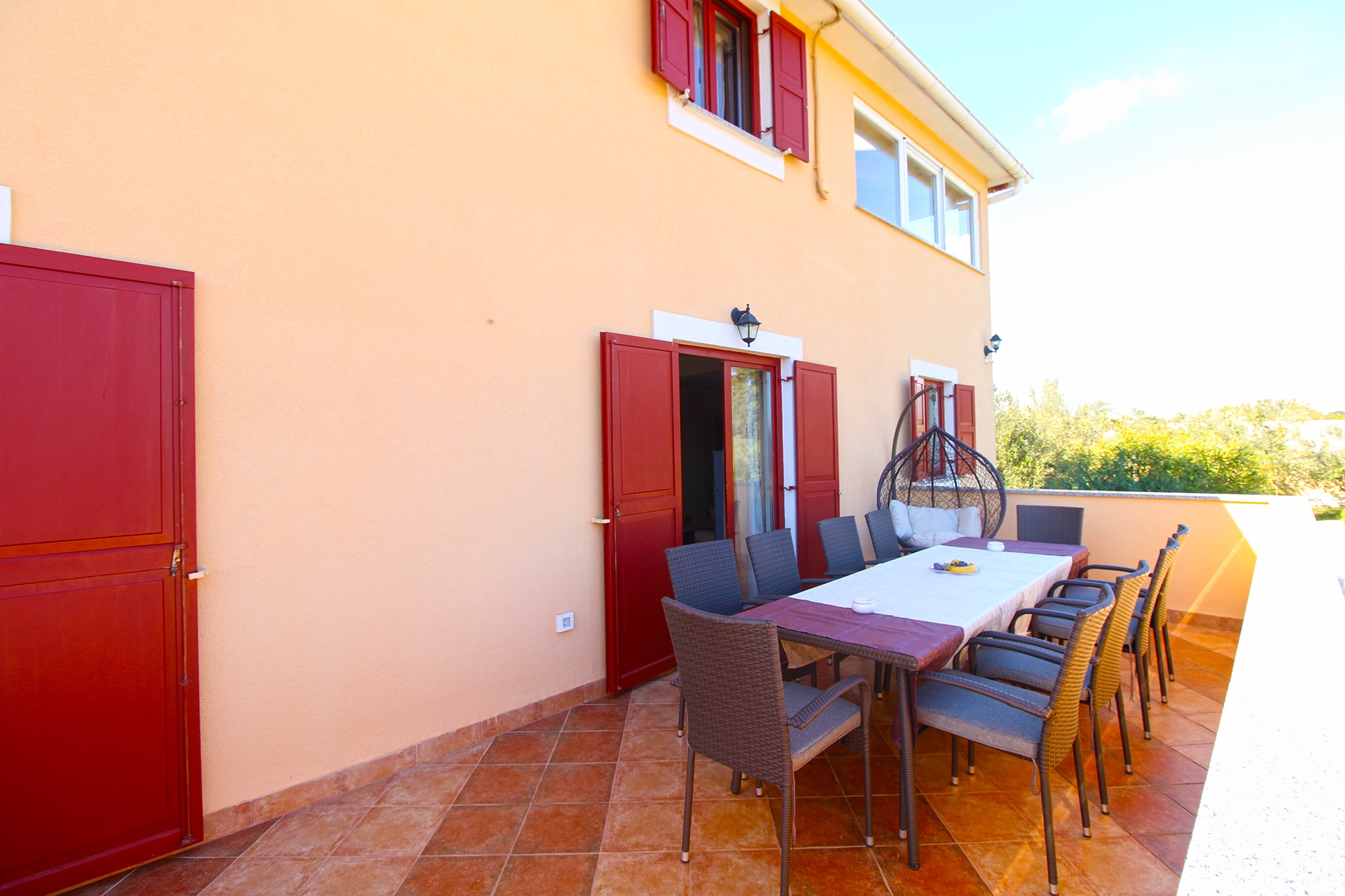Comfortable and spacious house with terrace Šišan, Medulin  K