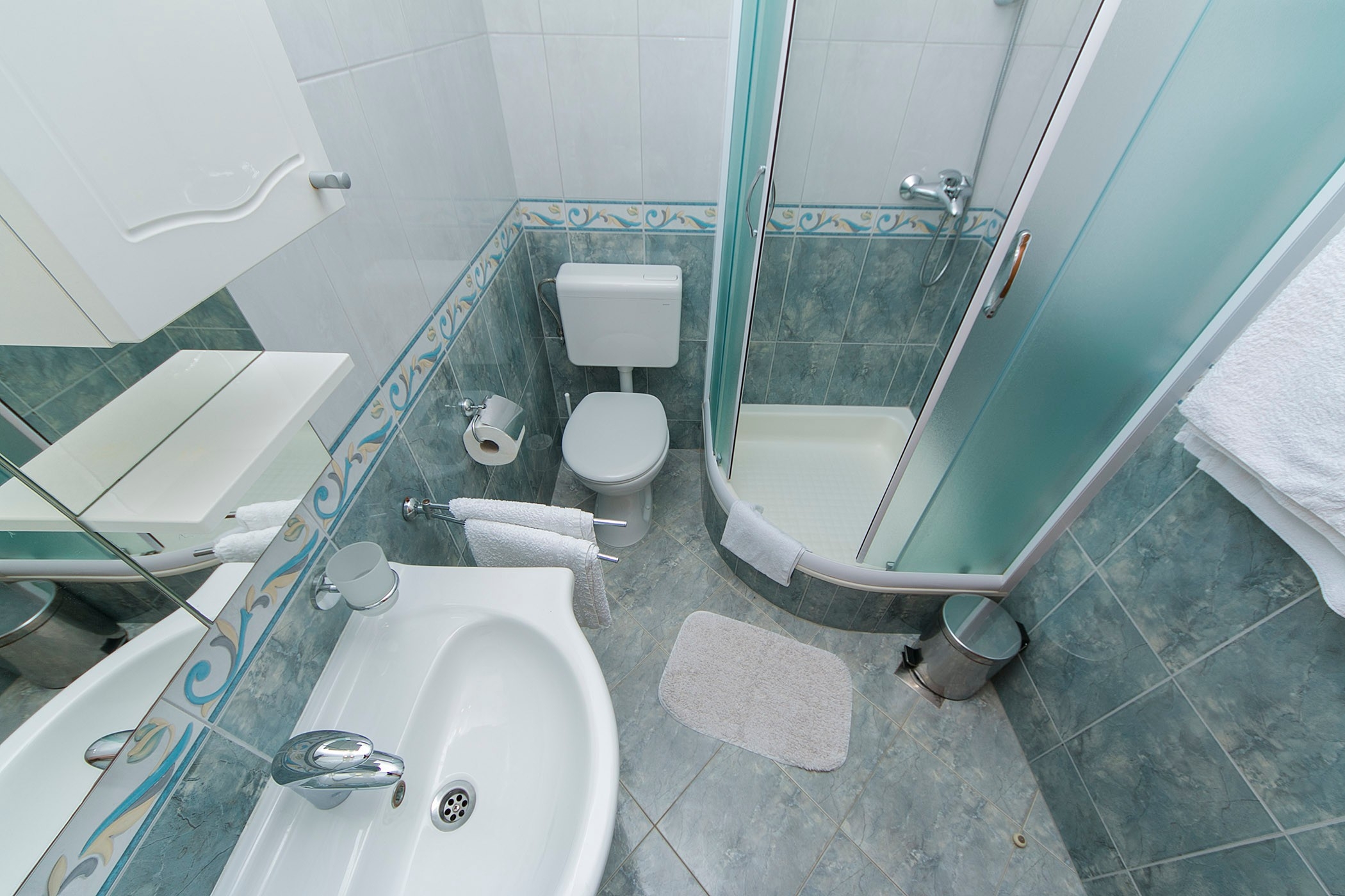 Three bedroom apartment with terrace and sea view Brela, Makarska  A-b