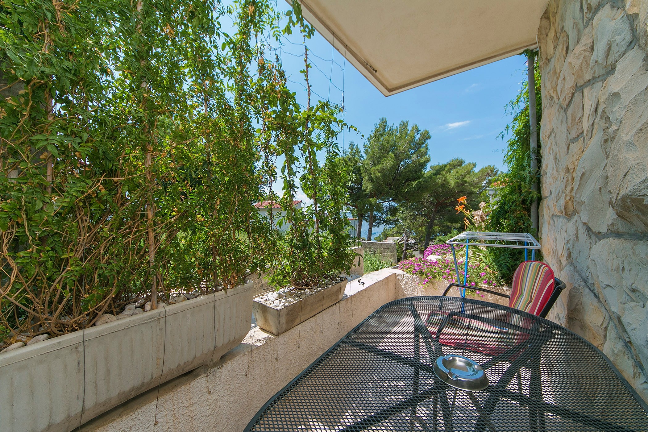 Studio flat with terrace Brela, Makarska  AS-a
