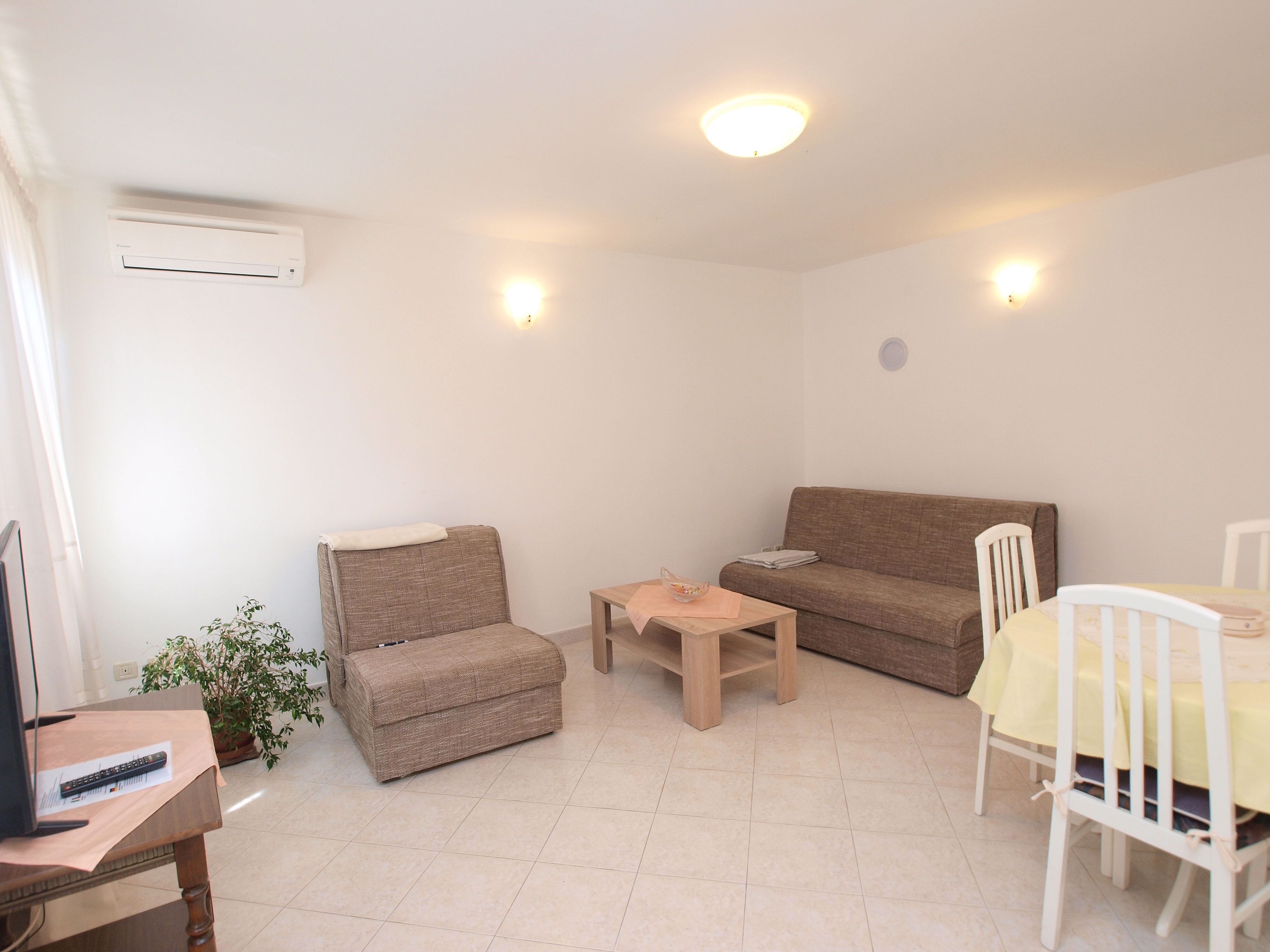 One bedroom apartment with terrace Rovinj (A-20781-a) One bedroom apartment with terrace Rovinj (A-20781-a)