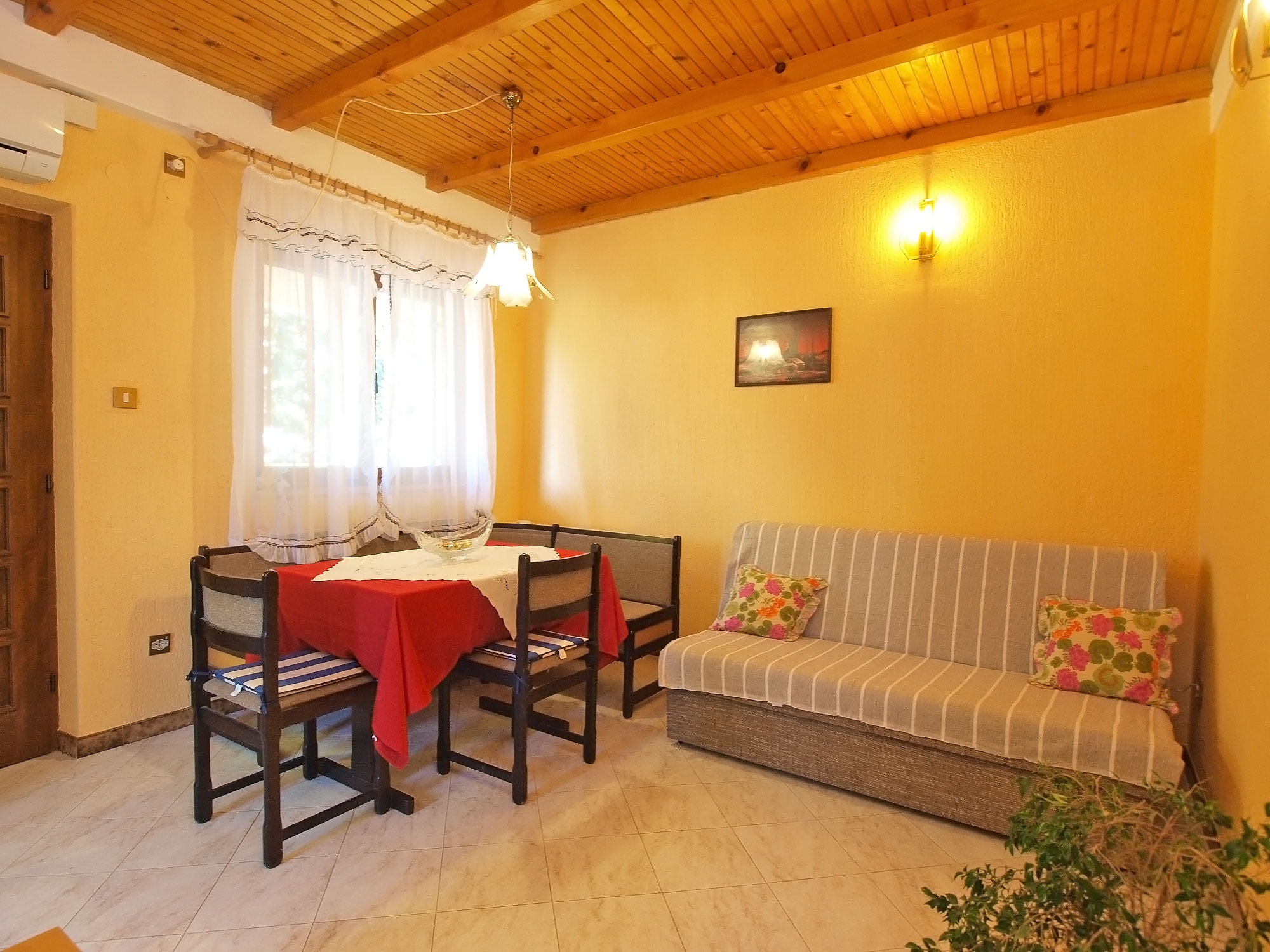 One bedroom apartment with terrace Rovinj (A-20781-b) One bedroom apartment with terrace Rovinj (A-20781-b)