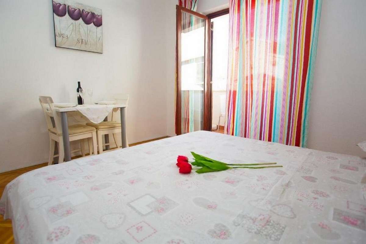 Studio flat with balcony Promajna, Makarska  AS-b