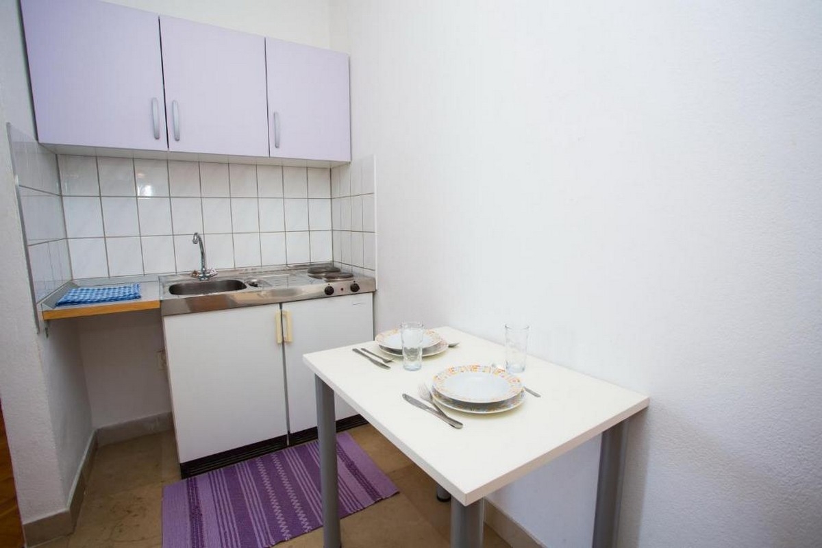 Studio flat with terrace Promajna, Makarska  AS-c