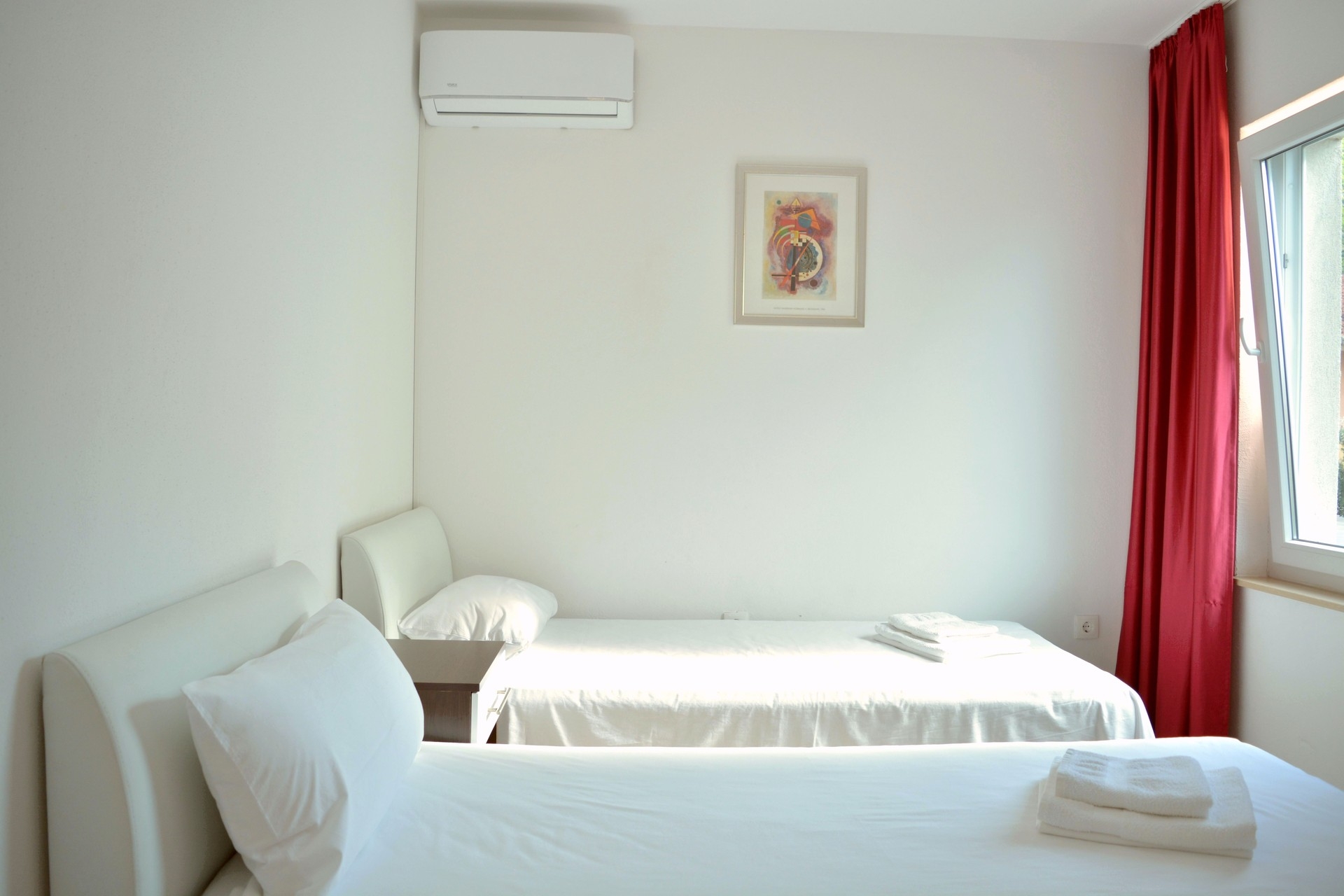 Two bedroom apartment with balcony and sea view Promajna, Makarska  A-a