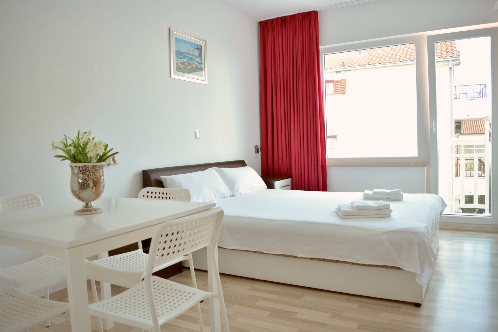Two bedroom apartment with balcony and sea view Promajna, Makarska  A-b