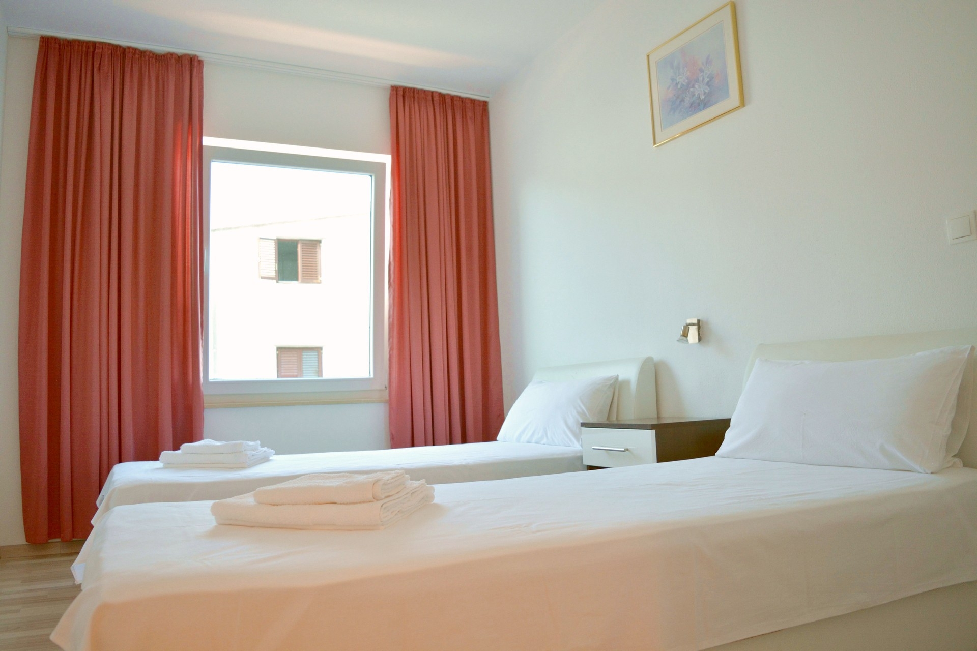 Two bedroom apartment with balcony and sea view Promajna, Makarska  A-b