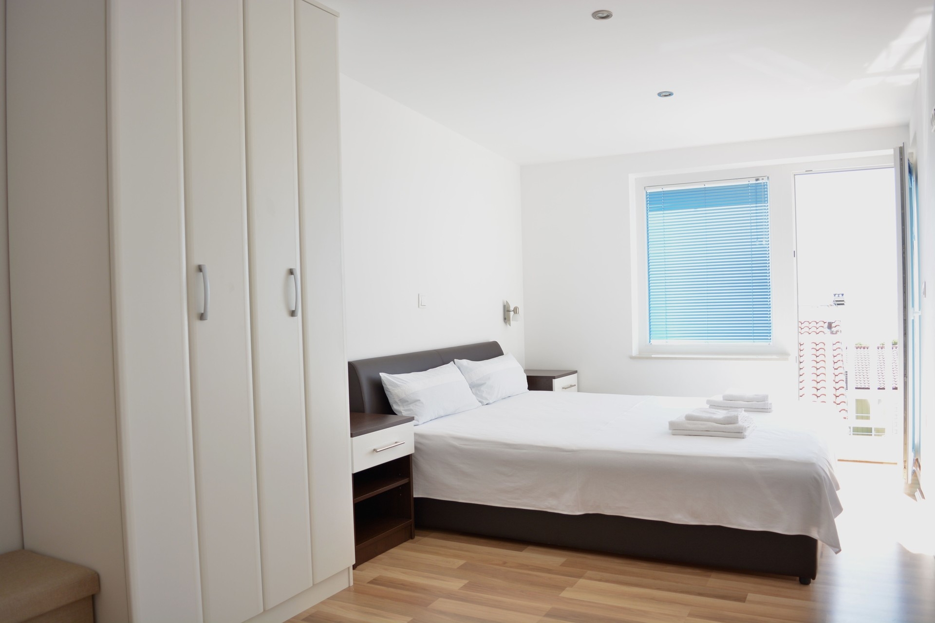 Three bedroom apartment with balcony and sea view Promajna, Makarska  A-c