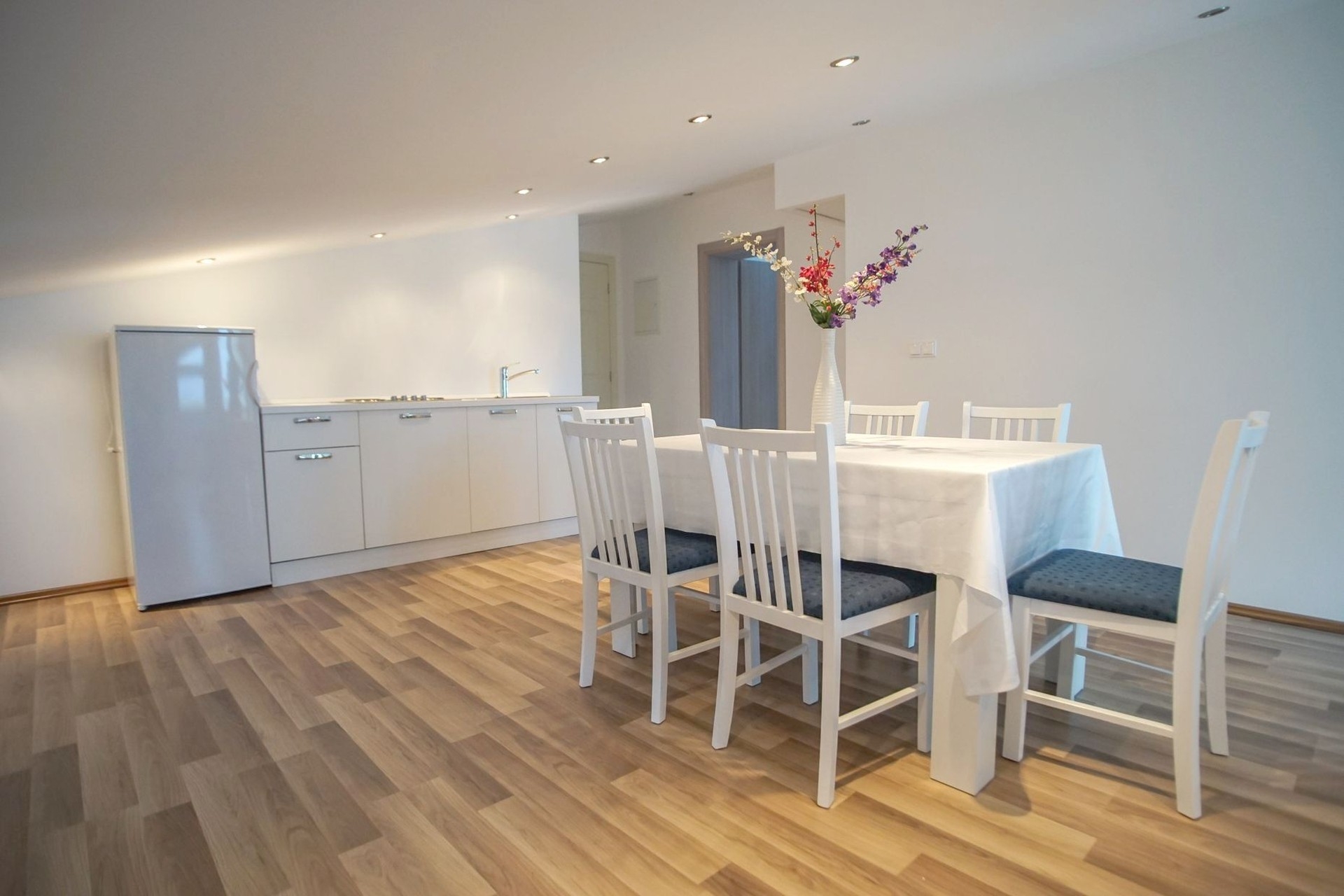 Three bedroom apartment with balcony and sea view Promajna, Makarska  A-c