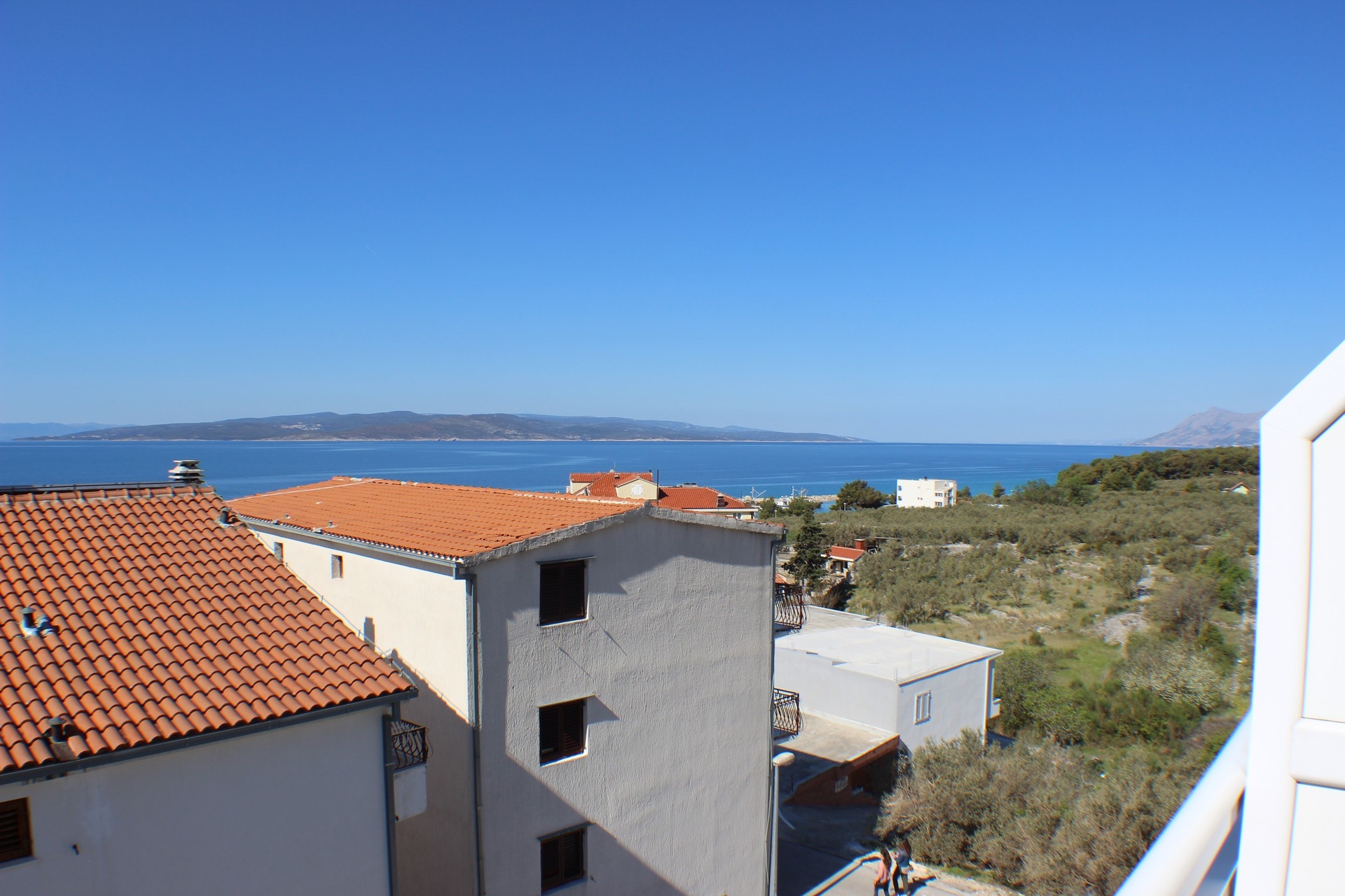 Two bedroom apartment with balcony and sea view Promajna, Makarska  A-d