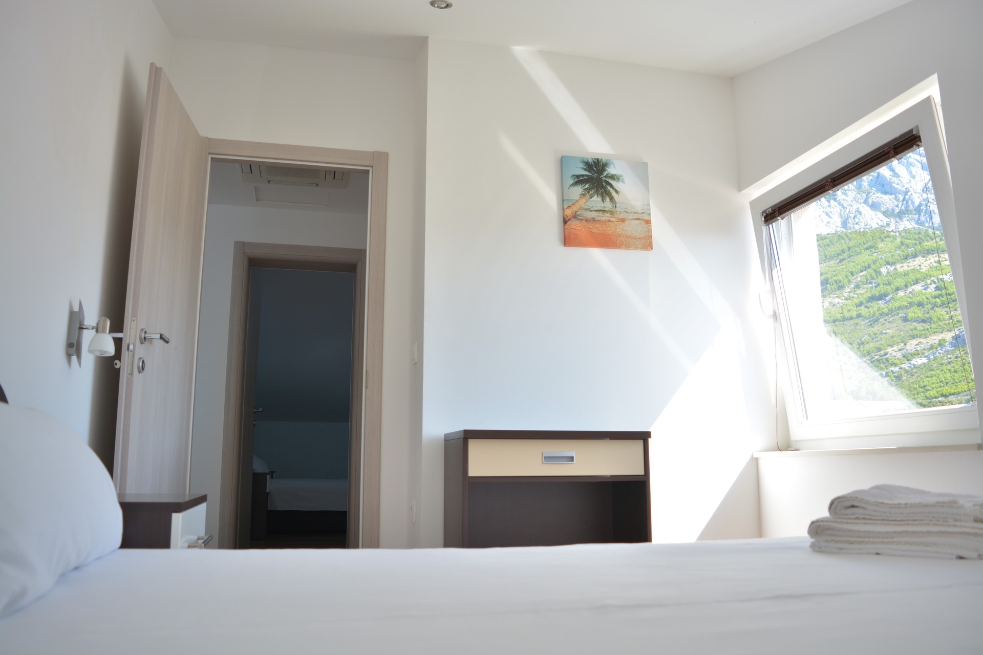 Two bedroom apartment with balcony and sea view Promajna, Makarska  A-d