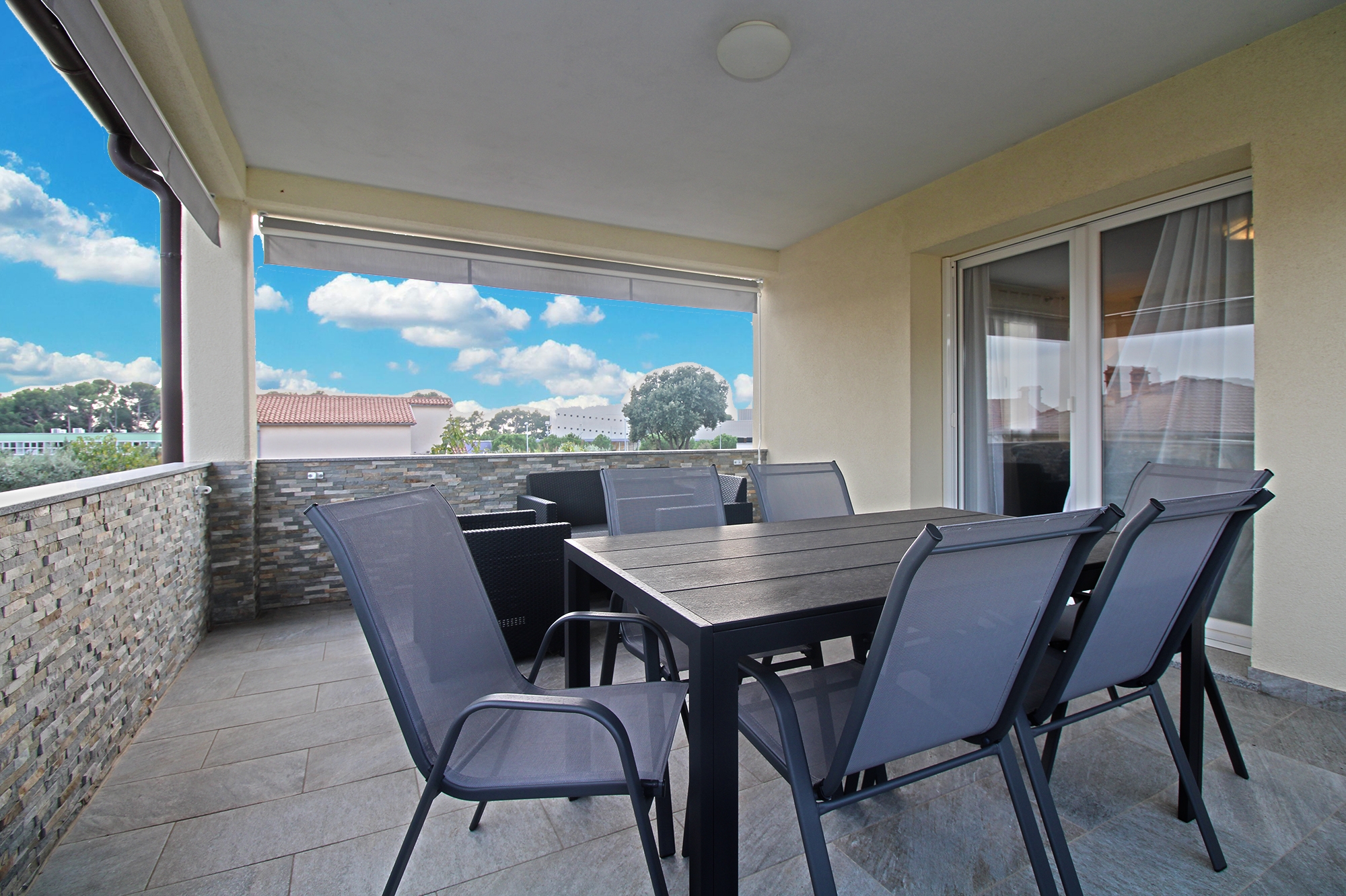 Three bedroom apartment with terrace Pula  A-a